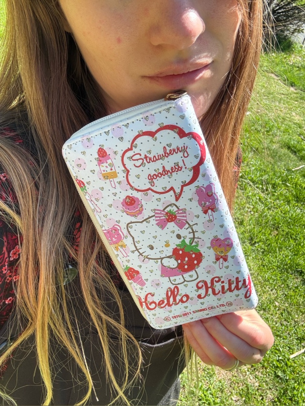 Hello Kitty Wallet - Picture 4 of 17